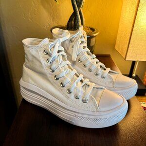 Converse All Star Chuck Taylor High Top Sneakers Shoes Womens 6 White